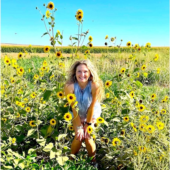 Meet your Posher, Renee - Picture 1 of 1